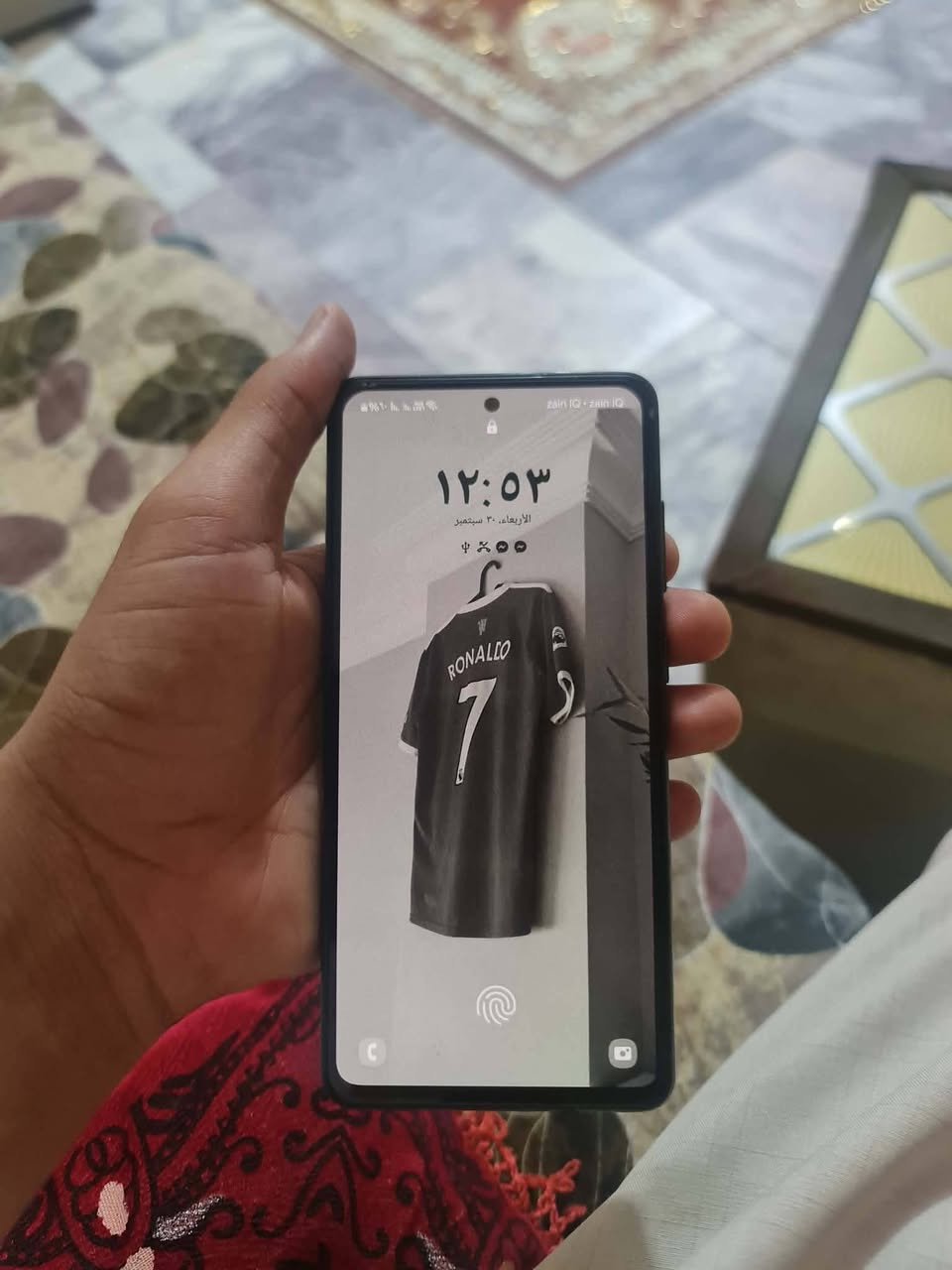 كلكسي A52 • ٢٥٦ • شق ناعم