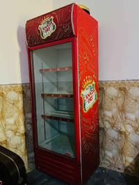 عارضة تبريد مشروبات • نظيفة • سماوة (حي الرسالة)