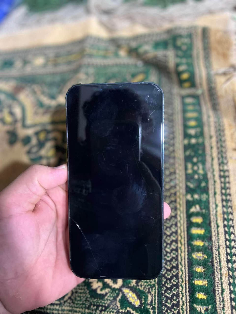 ايفون ١٣
برو ماكس وتر برو جهاز ما مفتوح بطارية ٨٢ جهاز نضيف شوفت عينك مكان نجف سعر ٧٠٠وبي مجال كلش قليل  رقمي***********
