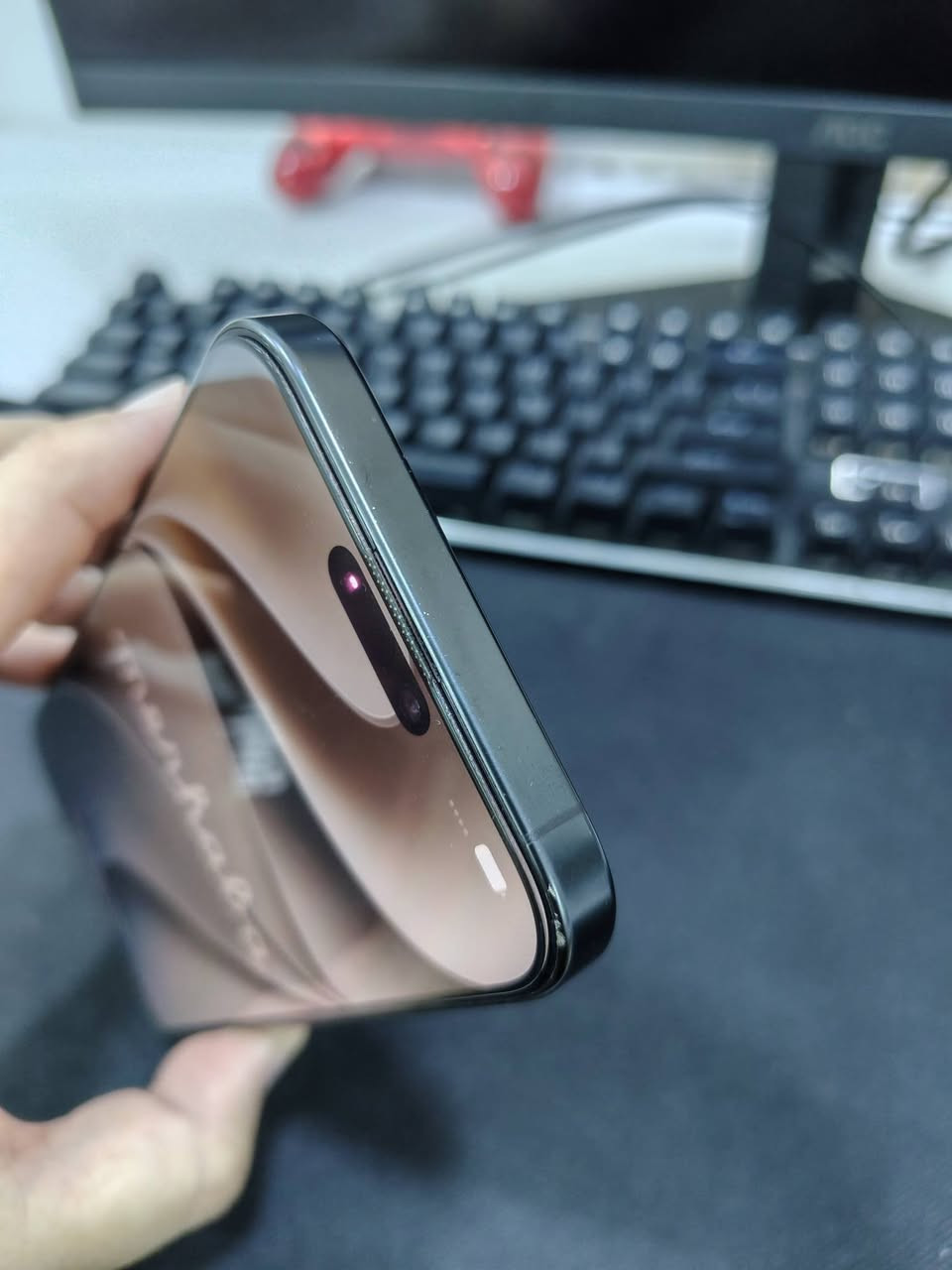 📱 للبيع آيفون 16 برو ماكس
✨ المواصفات والتفاصيل:

* 💾 الذاكرة: 256GB
* 📱 النموذج: M
* 💯 النظافة: 100/95
* 🔋 صحة البطارية: 92%
* 🔒 الجهاز غير مفتوح
* 🔌 عدد دورات الشحن: 520 دورة

💰 السعر: مليون و250 ألف دينار عراقي وبي مجال

📩 للاستفسار والتواصل خاص.او الاتصال على الرقم ***********
