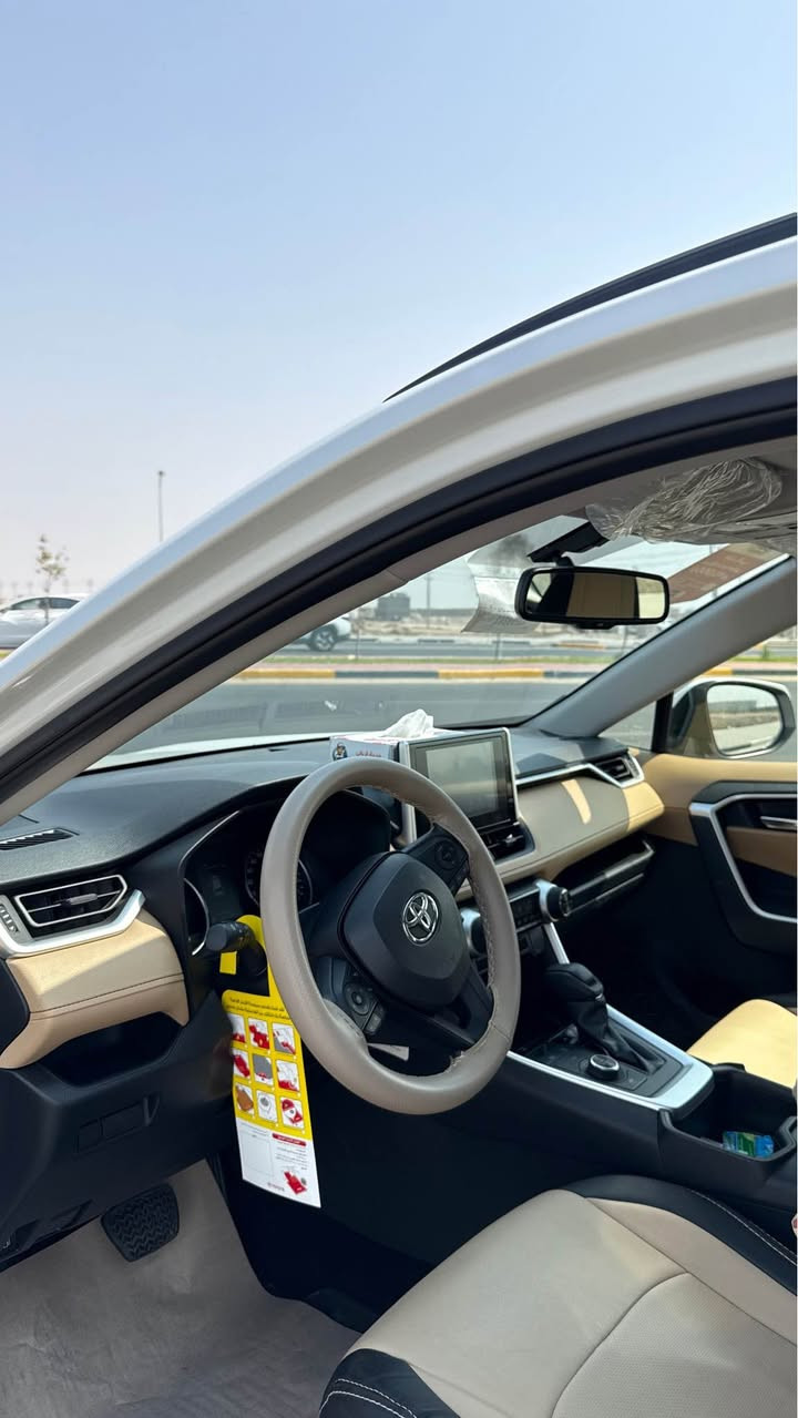 السلام عليكم
لبيع راف4 موديل 24 ساز اقساط استقطاع مباشر فول مواصفات اعلى فئة هايبرد
مكفولة كفاله عامة حتى من الشخط والرصعة ماشية 19 الف كيلو
كل صيانتها عند الشركة وبعدهي بالضمان السعر 250 وبيهة مجال وبالعافية على الياخذها
*********** البصرة, العراق
