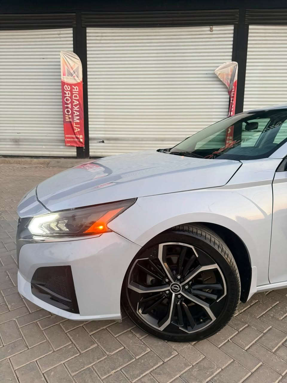 � نيسان ألتيما 2023 SR

🔹 اللون: سموك مميز (سمنتي)
🔹 الضرر: بونيد وخشم جاملغ صبغ
🔹 مكانين صغار بارد PDR
🔹 الإيرباك: فقط ستيرن طاك
🔹 كشنات تدفئة
🔹 رادار أمامي
🔹 رادار خلفي (أوتوبارك)
🔹 رادار جانبي (بالمرايات)
🔹 شاشة وسط Apple CarPlay
🔹 تشغيل عن بُعد + بصمة
🔹 الممشى: 38 ألف ميل
🔹 رقم أربيل باسمي
🔹 بطاقة بانزين بيها سعر (157) بيها مجال

مكان سياره كركوك ره قم موبايل ***********
