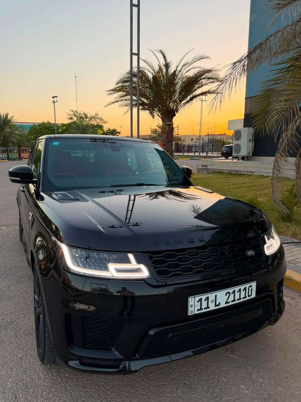 رانج روفر موديل 2019
مغلف ppf بلكامل V8 Supercharged

الموديل ـ 2019
رقم بغداد شبه مميز 

داخل مميز ايضا لون احمر

وكالة المانيا كفالة عامة 
وكالة القلم 
بصمة عدد 2 
قمارة شامواه
دوسات شفط 
ابواب شفط 
كامرات 
رادار  
فول مواصفات
كفاله عامه 
السعر 41.000$
مكاني بغداد المنصور 
***********
