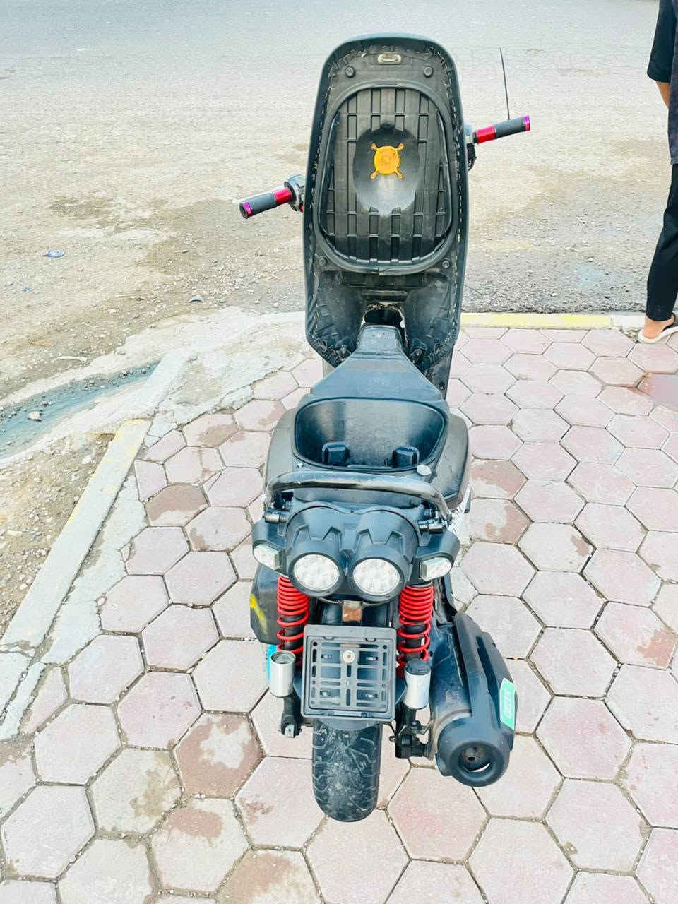 اللهم صلى عل محمد وآل محمد
#للبيع دراجة سكنس جبلي 🛵
دراجة خير من الله 
#محرك 58 
كهربائيات شغالة 
كفرات مغلفة 
الدشبول كلة شغال 
عداد السرعة شغال 
بريك امامي شغال
بريك خلفي شغال
كلجات رياضي 
شعلة ومعدل 130 شرط 
**(قبق الكلجات موجود) 
جنطه رياضي
#الدراجة_ما_تصرف_عليها_ربع 

#السعر💵 725 ألف وبيها مجال

#العنوان ديالى خان بني سعد
*********** بيه واتساب
***********

