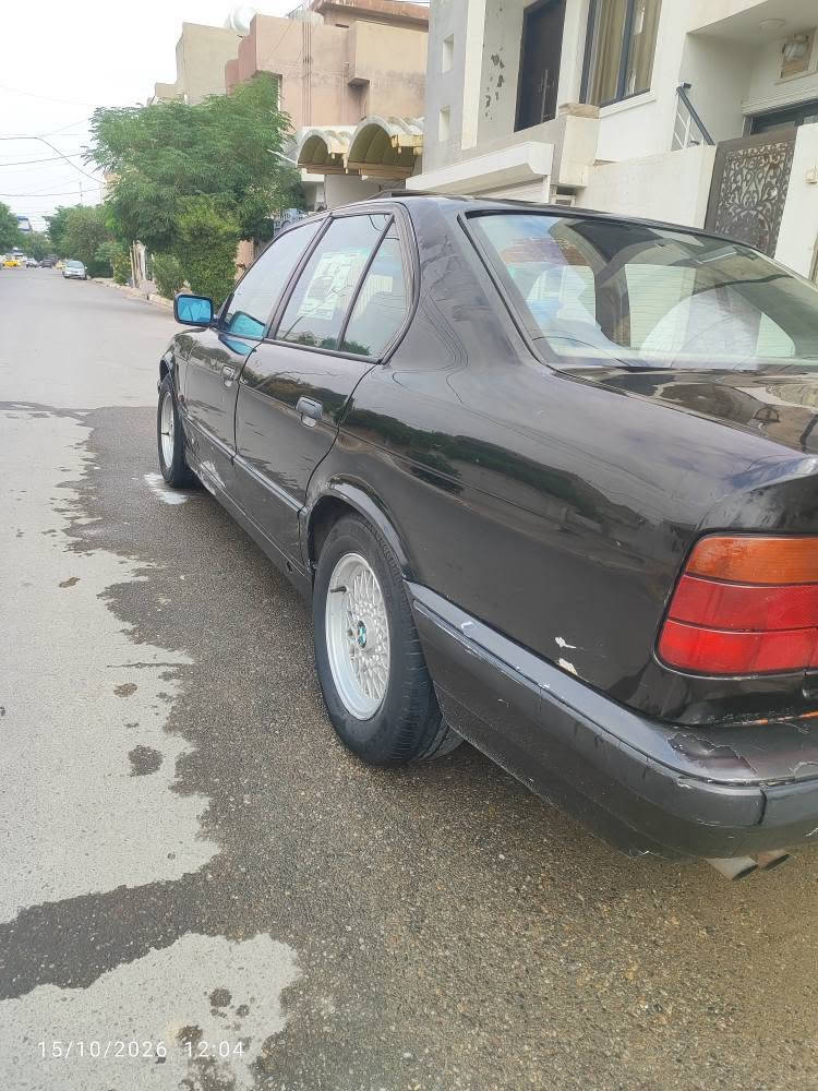 بي ام 325 • ١٩٩١ • كركوك