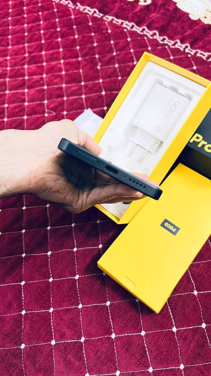 Poco X7 pro
عملاق البوكو🔥🔥120 فريم🎮

♻️مستعمل كامل ملحقات 🔥🔥

❇️ مواصفات الجهاز:

✳️ذاكره 512GB/12GB✅

✳️شاشة أموليد6.7 بوصه 120 هيرتز✅

✳️معالج Dimensity 8400 Ultra✅

✳️كاميرا اساسيه 50MP Sony ✅

✳️بطارية 6000 ملي أمبير وشاحن 90W✅

✳️دعم معيار IP68✅

✳️اندرويد 15 بواجهة HyperOS3.✅

👈👈بسعر 430 الف وبي مجال حك الجيه 🔥🔥

*********** واتساب❇️

العنوان مدينة الصدر قطاع 73 ❇️
