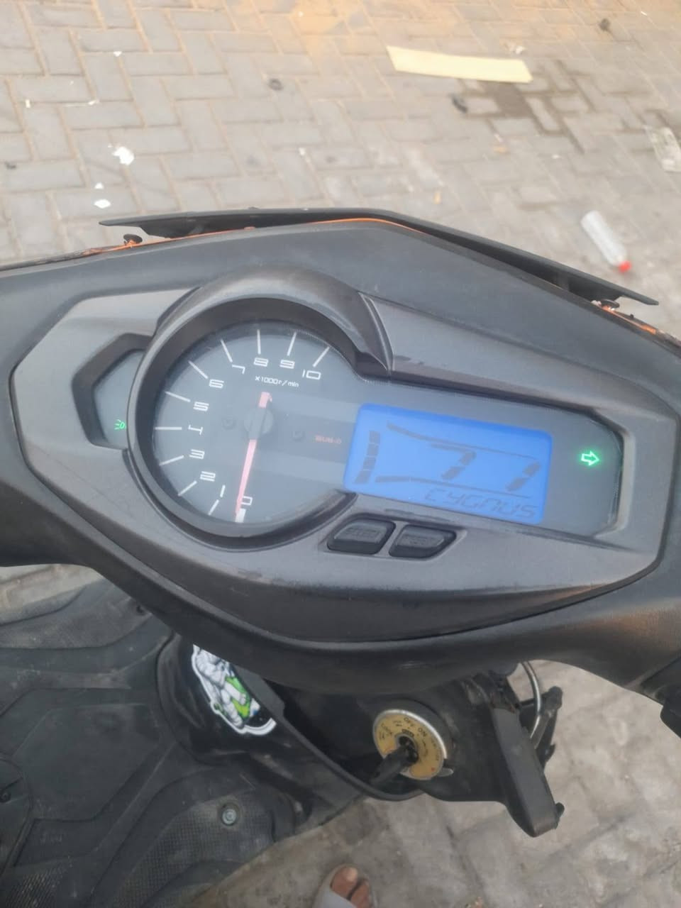 سكنس شمعه للبيع مكينه كفاله*********** بغداد مدينه الصدر السعر 650

