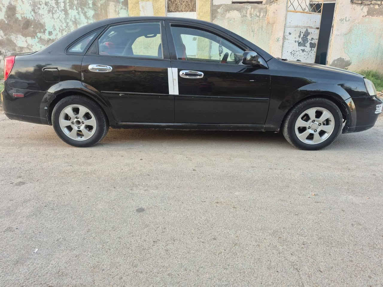 من رخصة الادمن 
اوبترا 2007 رقم ديالى. بأسمي تحويل مباشر المحرك و الكير بحاله جيده 
العنوان ديالى هبهب حي العسكري 
***********
السعر 50 ورقه
