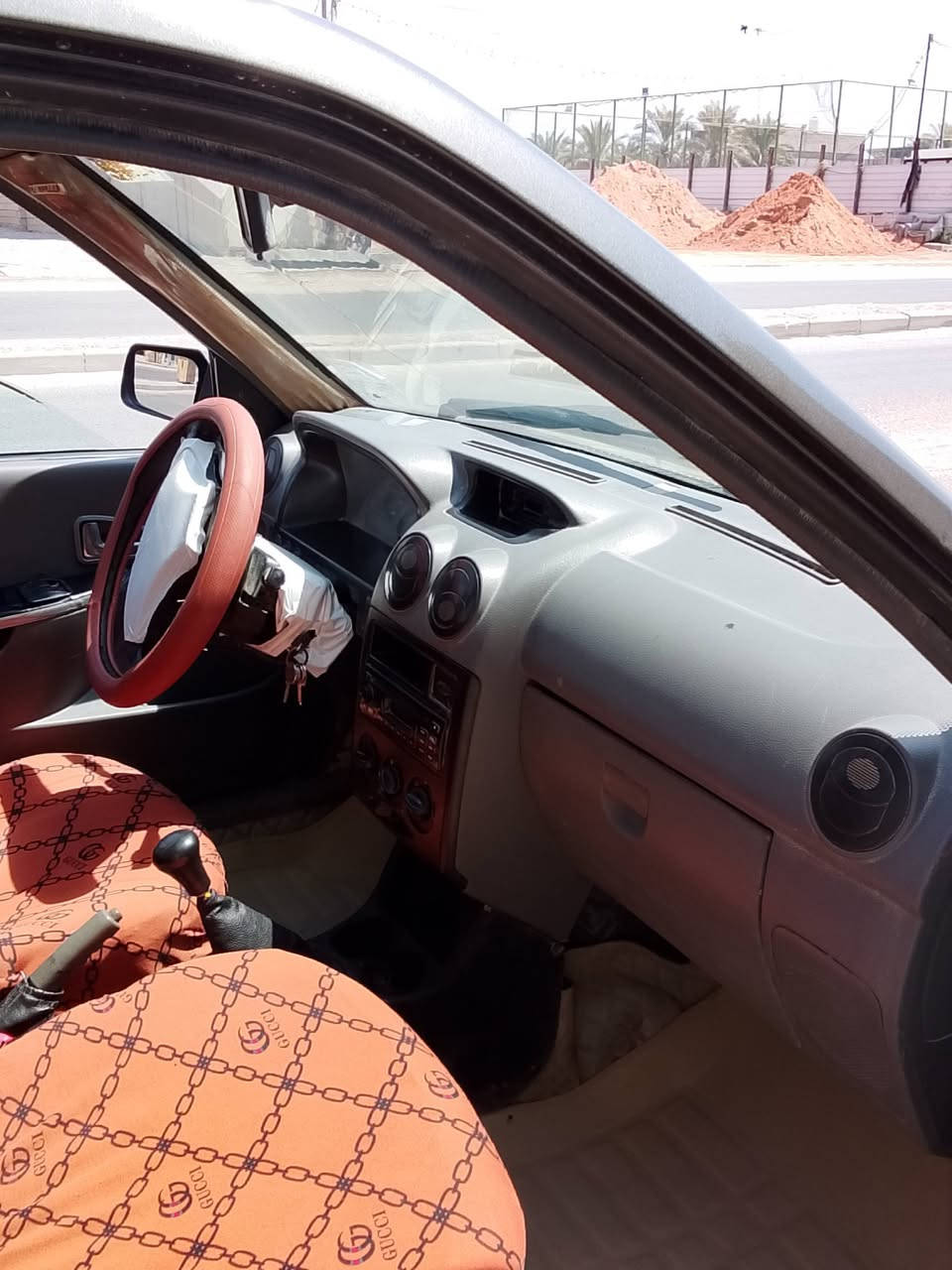 سايبا 14 خصوصي جاهزه نقصها فقط تبريد
مكينه برايد كفاله كير كفاله ادمه بخاخات بلكات فيت بمب جديد 
تايرات تخم جديد 
باتري جديد
صدر امامي وخلفي نظيف 
دواخل نظيفه 
صبغ عام أثر جراد كفاله من الضربه 
صور قبل الصبغ عندي 
العنوان نجف كوفه شارع المعمل 
السعر 25 وبيها مجال 
*********** واتساب
