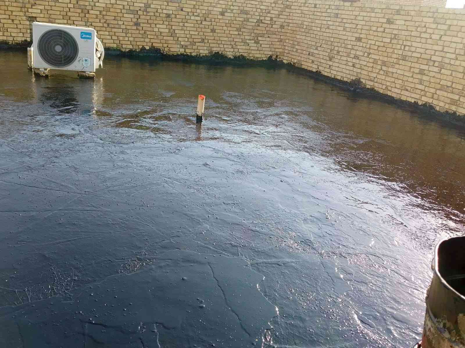 شغل تزفيت السطوح وتسليطها تريد كرسته وعمل تريد بس شغل الاستفسار الاتصال على الرقم ***********

نص مكتوب في الصور:
- Midea