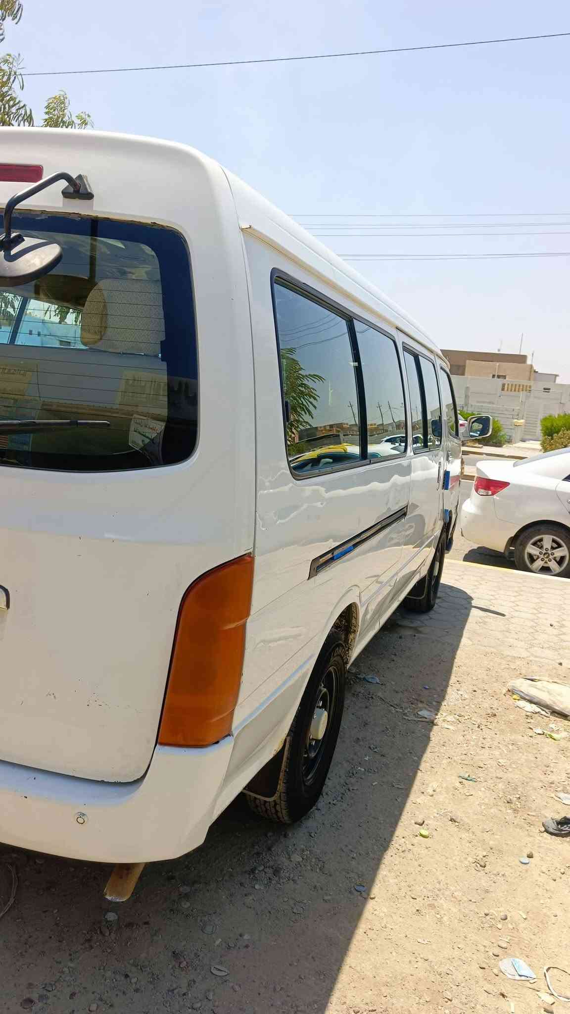 H1 • جنبي • يحتاج كمبريسر