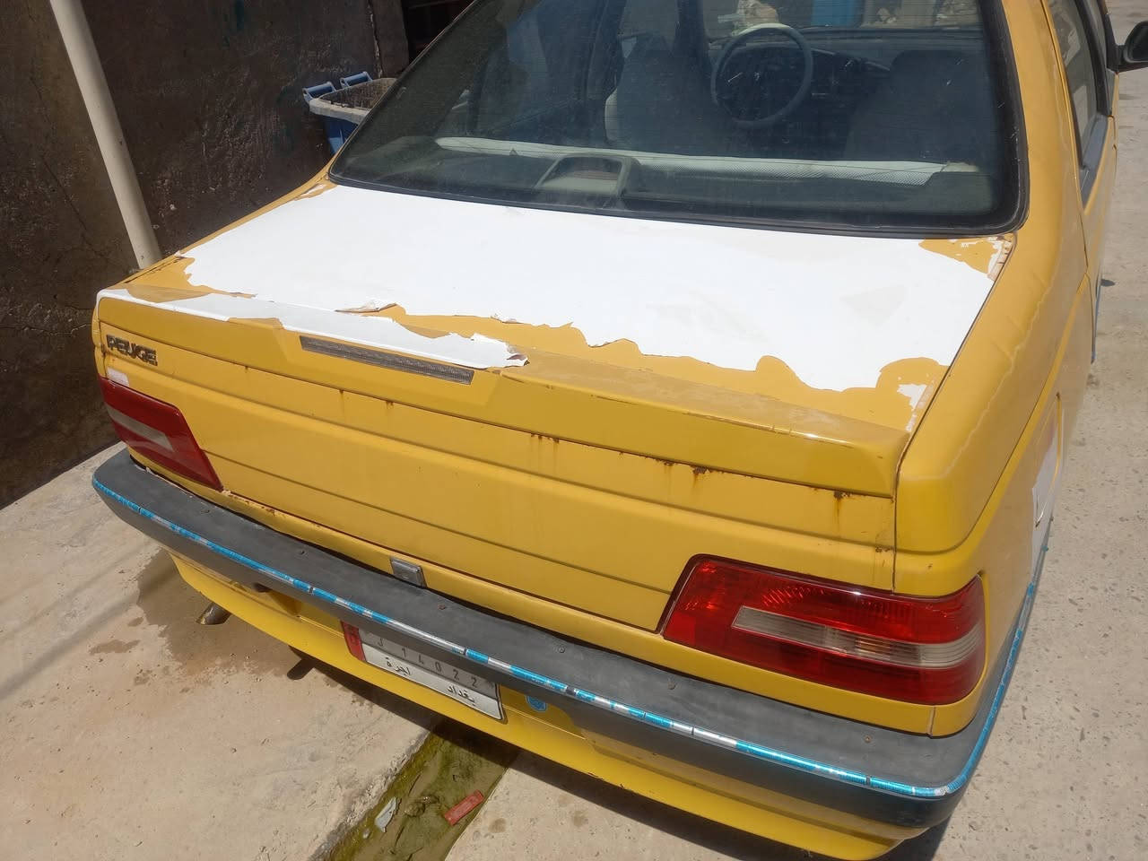 السلام عليكم
بيجو مودليد ٢٠١٢
سيارة نظيفة بداية تبخير
السعر ٢٣ وبيهة مجال بسيط
بغداد مدينة الصدر 
للاستفسار  ***********
