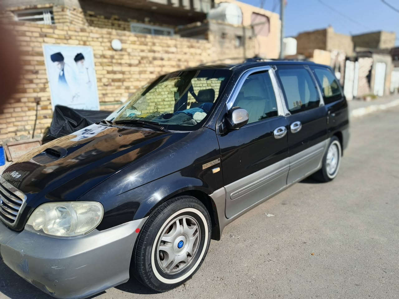 للبيع كيا سيدونا كاز أوتو ٢٠٠٥ جاهزه الأخير كامره شاشه ريموند سنتر لك صبغ الجاملغات ألورى فقط السعر ٧٥ مكاني كوت قضاء الحي ٠٧٧٣٢١١٩٣٢/ *********** خاص ماكو تحياتي
