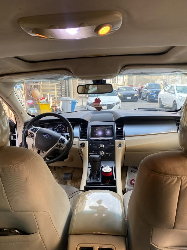 فورد تورس • ٢٠١٣ • ٢٢٥ الف