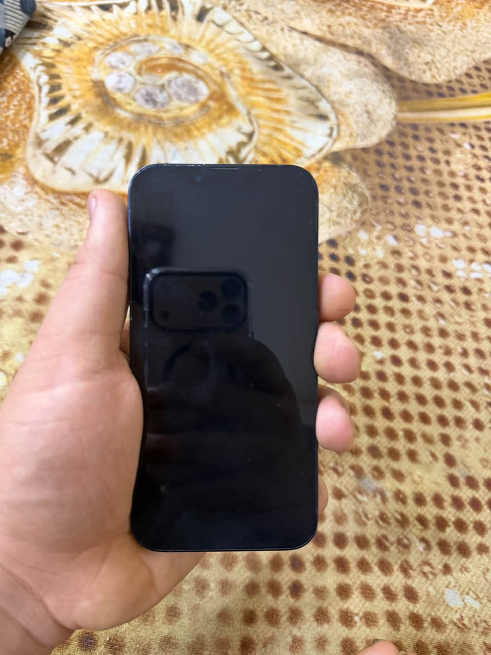 آيفون 13 • بطارية ٨٧٪ • بغداد