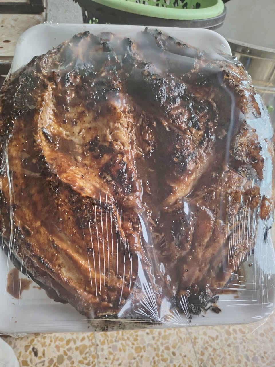 سمك مسكوف • دجاج ذبح • أجنحه فحم