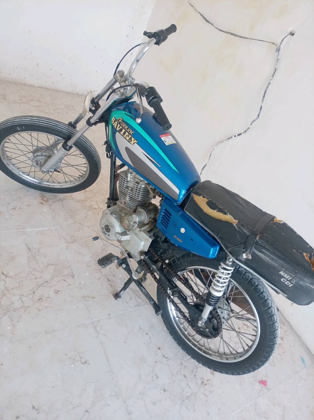 السلام عليكم خمسه كير للبيع بدون امراوس مكينه ناعمه دراجه نضيفه تشتغل هندر شلعه ومعدل كلش قويه السعر 300وبيه مجال الماعاجبه السعر يعبر المنشور *********** متواجد فقط واتساب مكلف بل نشر دراجه كلك تأخذها من باب البيت عنواني حي الطارات مستعجل عله بيعتها