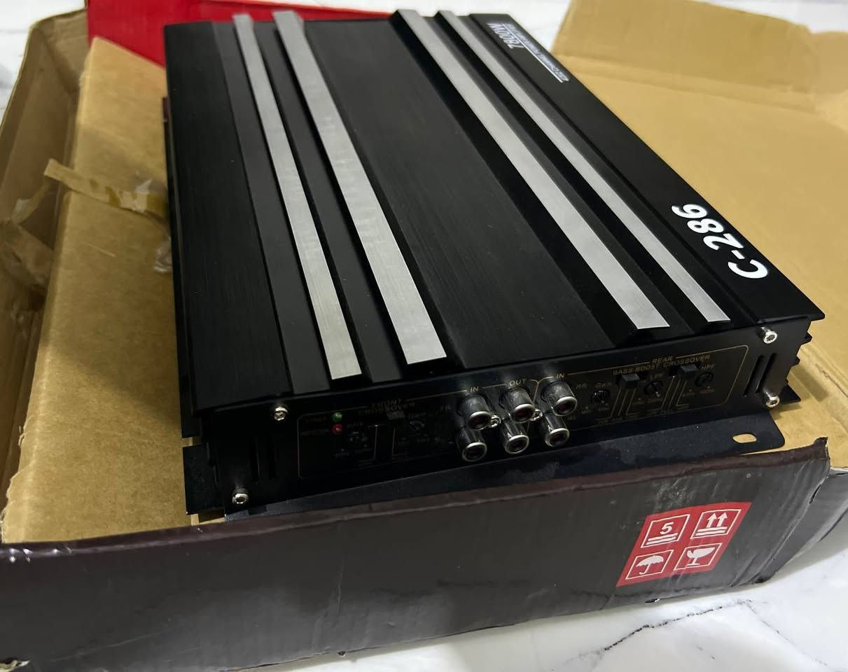 Power Amplifier C-286 7800W  
جهاز وظيفته يقوي أشارة الصوت الي تطلع من المسجل او اي جهاز صوتي حتى يكدر يشغل سماعات أقوى وبصوت أعلى واوضح (مضخم صوت) وتكدر تستخدمه لتشغيل اكثر من سماعة بنفس الوقت.
يستخدم في منظومات الصوت ،السيارات والسماعات.
 7800واط.
الجهاز اصلي وجديد وبل كارتونه الأصليه.
للتواصل أو الاستفسار خاص 
أو على هذا الرقم:***********
