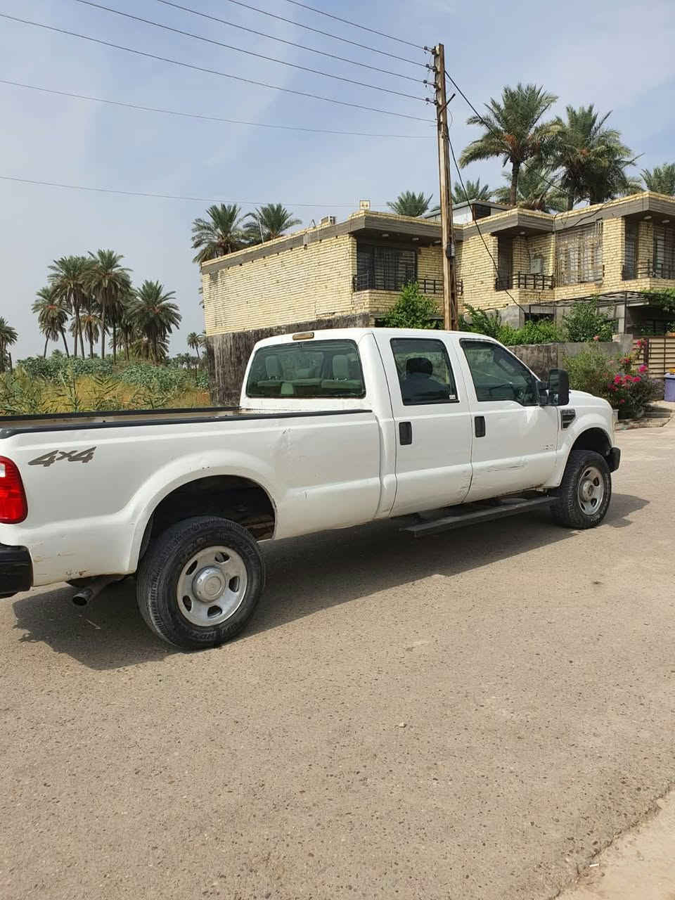 فورد F350 • بنزين ١٠ سلندر • لوحة اربيل تحويل