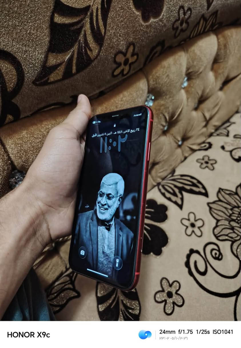 آيفون ١١ • ١٢٨ • بطارية ٧٠