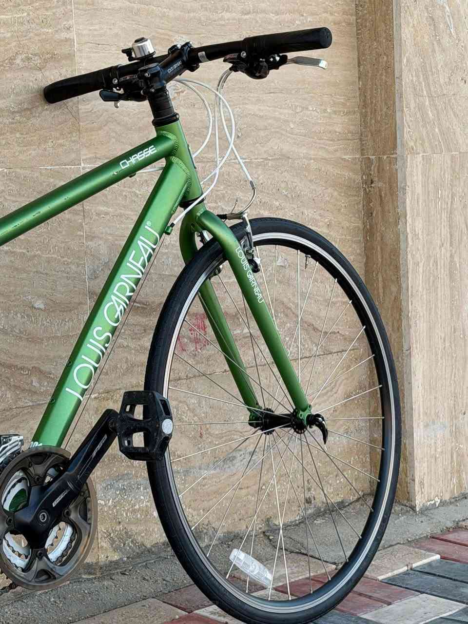 السلام عليكم ورحمة الله وبركاته 🌹
🚲 دراجة هوائية للبيع ماركه لويس 
🔹 ماركة كنديه 🔹 لون مميز  🔹 فريم ناصي 🔹 مناسبة لطول 160  165 إلى 170 سم 🔹 هيكل من الألمنيوم خفيف الوزن 🔹  🔹 مكاين 3×8 🔹 نظافة عالية جدًا 95% 🔹 الدراجة بحالة الوكالة، خالية من أي عيب 🔹 شرط الفحص والضمان والنظافة
📍 العنوان: كربلاء – طويريج
🚚 تتوفر خدمة توصيل إلى جميع محافظات العراق.
📞 للاستفسار: خاص أو على الرقم
***********
