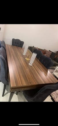 ميز طعام وكونسل  الميز الطعام ماخذي ب٥٠٠ وحده مع ست كراسي ماخذين الواح...