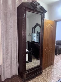 للبيع غرفة مستعملة نظيفة جدًا الغرفة بحالة ممتازة ونظيفة، والسعر 800,0...