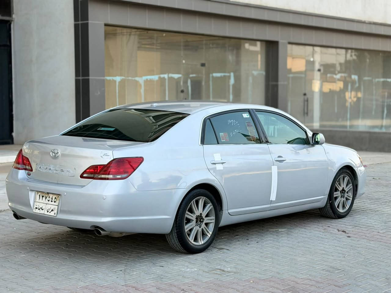 سلام و عليكم 
افول موديل ٢٠٠٩ كندي 

كشن جلد كشن كهربا داخل اصفر فورميكا  حساس خلفي كاميره  تحكم استيرن  تحديد سرعه 

گير محرك بشرط لا صوت لا صرف لا بخار محرك و كير جديد شادين علي 

سياره بي ٥ قتعه رش بدوان جكه دواخل 

سعره ٨٨ بي مجال قليل 
***********
