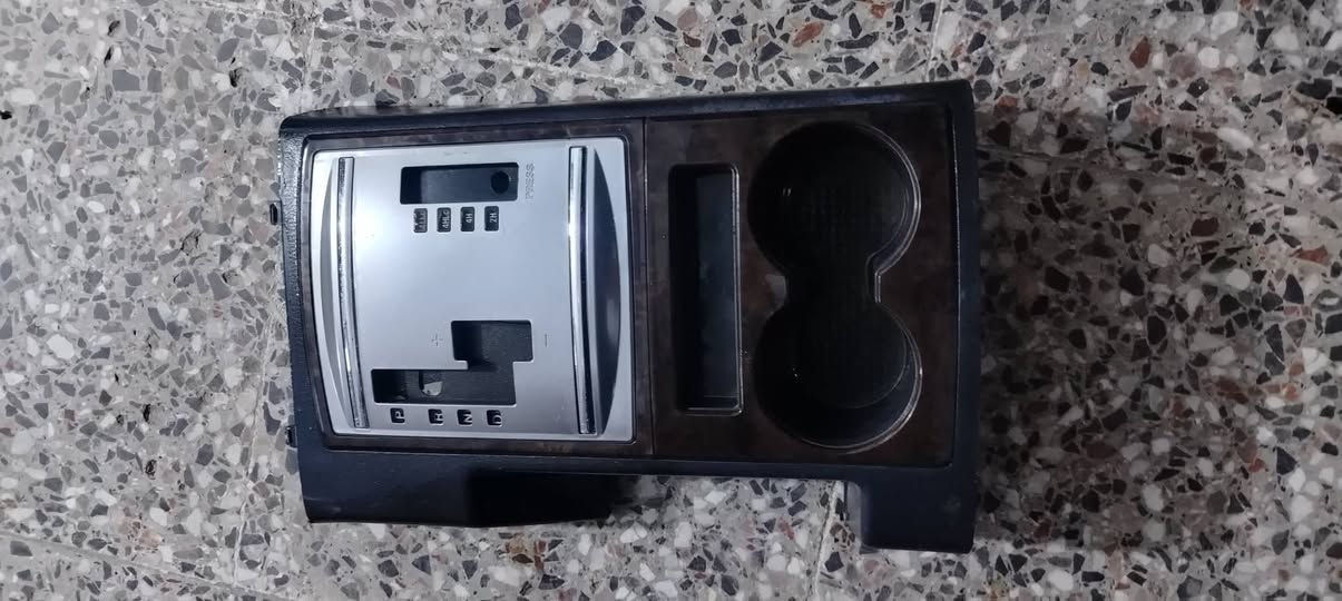 غراض باجيرو لبيع بغداد مدينة الصدر اورفلي *********** وتساب موجود خدمة توصيل موجود كيلون ٤٠ كفر كير ٤٥يدة كير كامله ٤٥ بورد ٤٥
