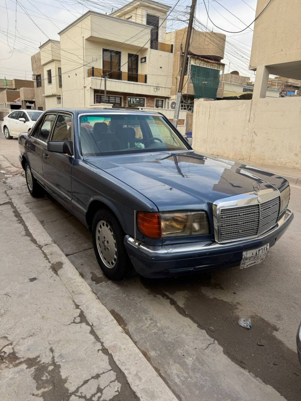 جامبو • ١٩٩٠ • باب قصير
