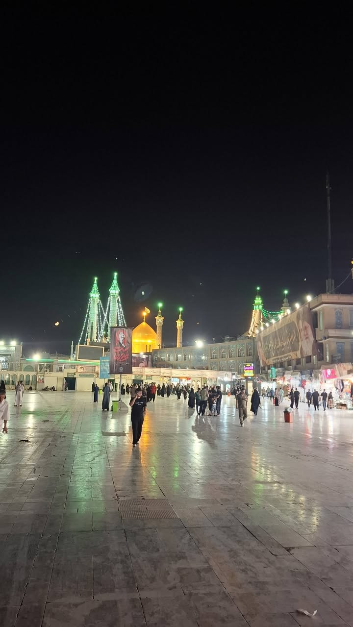 اخر المقاعد الى ايران.  ( قم.   مشهد.  نيشابور  )
انشالله بري 200 الف كافة الخدمات  والطيران ذهاب وعوده بري 400 الف سارع بلحجز الانطلاق يوم 6\9 انشالله خادم الزوار ابو حسين الجابري السماوة ***********
