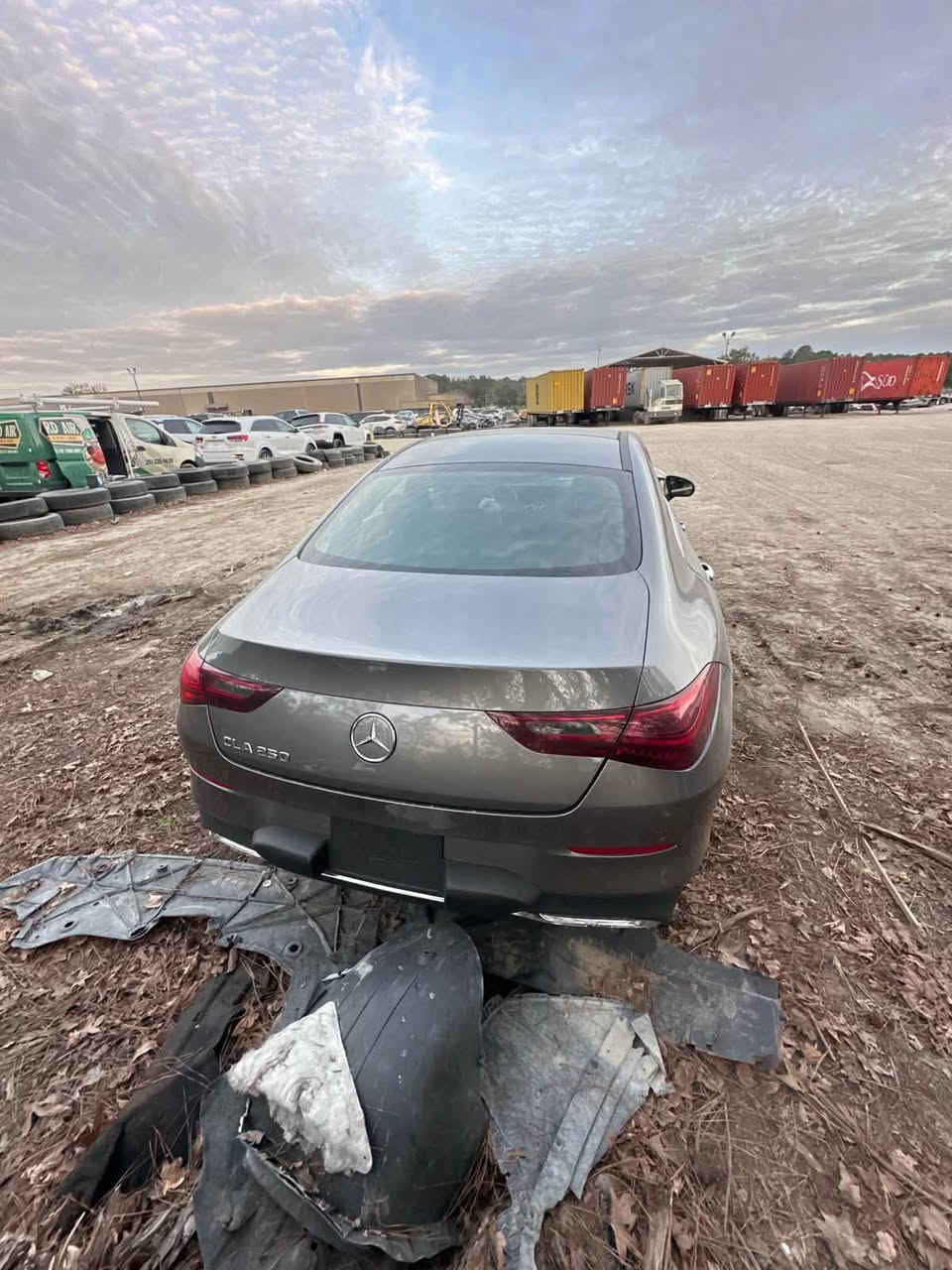 سلام عليكم 
للبيع 
مارسدس Cla250 
موديل 2025 
اقل شهر من دخول جديد كتاب شهداء البصره ابيع عل حادثها كما موضح بل الصور ارباك دركه وبرده والرجلين فول للخير تفاصيل اكثر راسلني واتساب ***********
