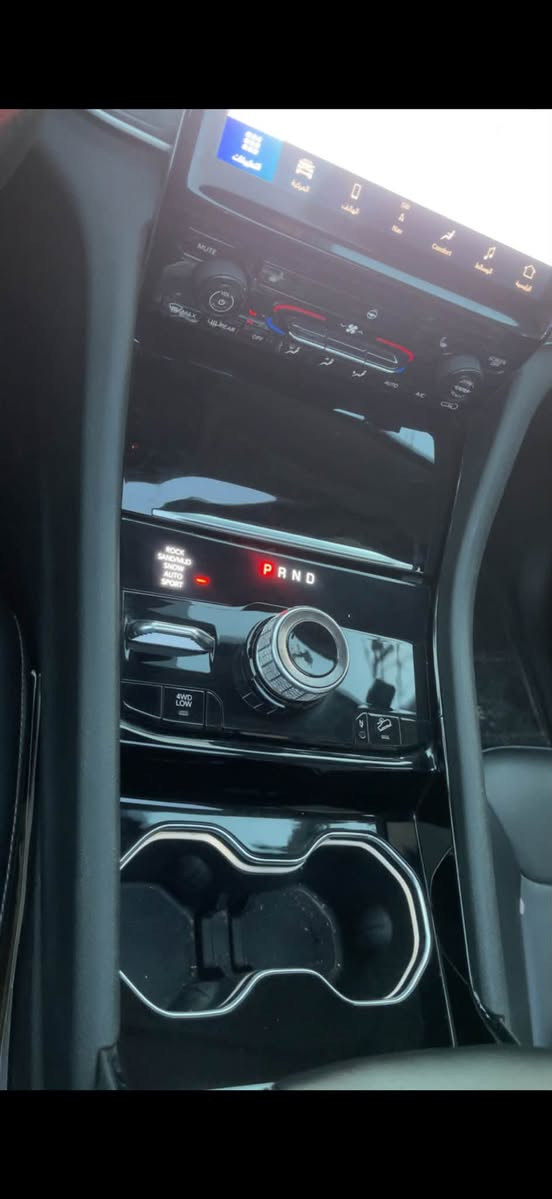 ‏4XE 2023 وارد امريكي

‏2.0L Turbo

‏‎حجم المكينه : 2000  تيربو + هايبرد + بلك ان 

‎المسافة المقطوعة : 43 كيلو

🔴كير و محرك كفالة 

🔴 حادث بنيد وجاملغ بنيد مبدل اصلي وجاملغ مصبوغ يعني بل سونار تقرا قطعه وحدة

1. رقم بغداد تحويل مباشر 

2. بصمة تشغيل  

3. بانوراما طكتين 

4. شاشة كبيرة 

5. تشغيل عن بعد و نظام ترحيب عند الاقتراب 

6. كشنات جلد 

7. كشنات كهرباء و تدفئة بالكشنات و الستيرن

8. كرسي السايق وضعيات و ميموري 

9. الصندوق كهرباء 

10. رادار 

11. خمس وضعيات قيادة 

12. كير ماوس 

13. لايتات لد و بك لايد لد 

14. و بعد مواصفات الجيب

15.نظام كلة عربي

16.اوتو ستوب

17.ترحيب ذكي

18.تخم تايرات جديد

سعر 270وبيهه مجال

مكاني بغداد

علق ادخلك خاص
***********

