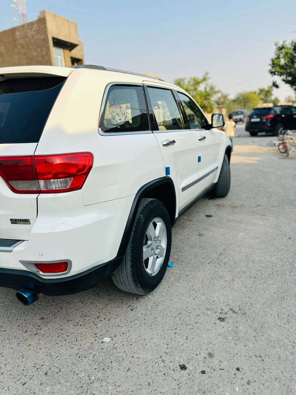 سلام عليكم جيب لاريدوه موديل 2011 لون ابيض وارد أمريكي السونار داخل المنشور محرك 6سلندر 3600✈️ كير محرك خير من الله تبريد ثلج تخم تاير جديد تبريد قطعتين كشنات كهربائي بصمه داخل جلد السياره خير من الله السعر 129وبيه مجال
مكان السياره بغداد
*********** واتساب اتصال
***********
