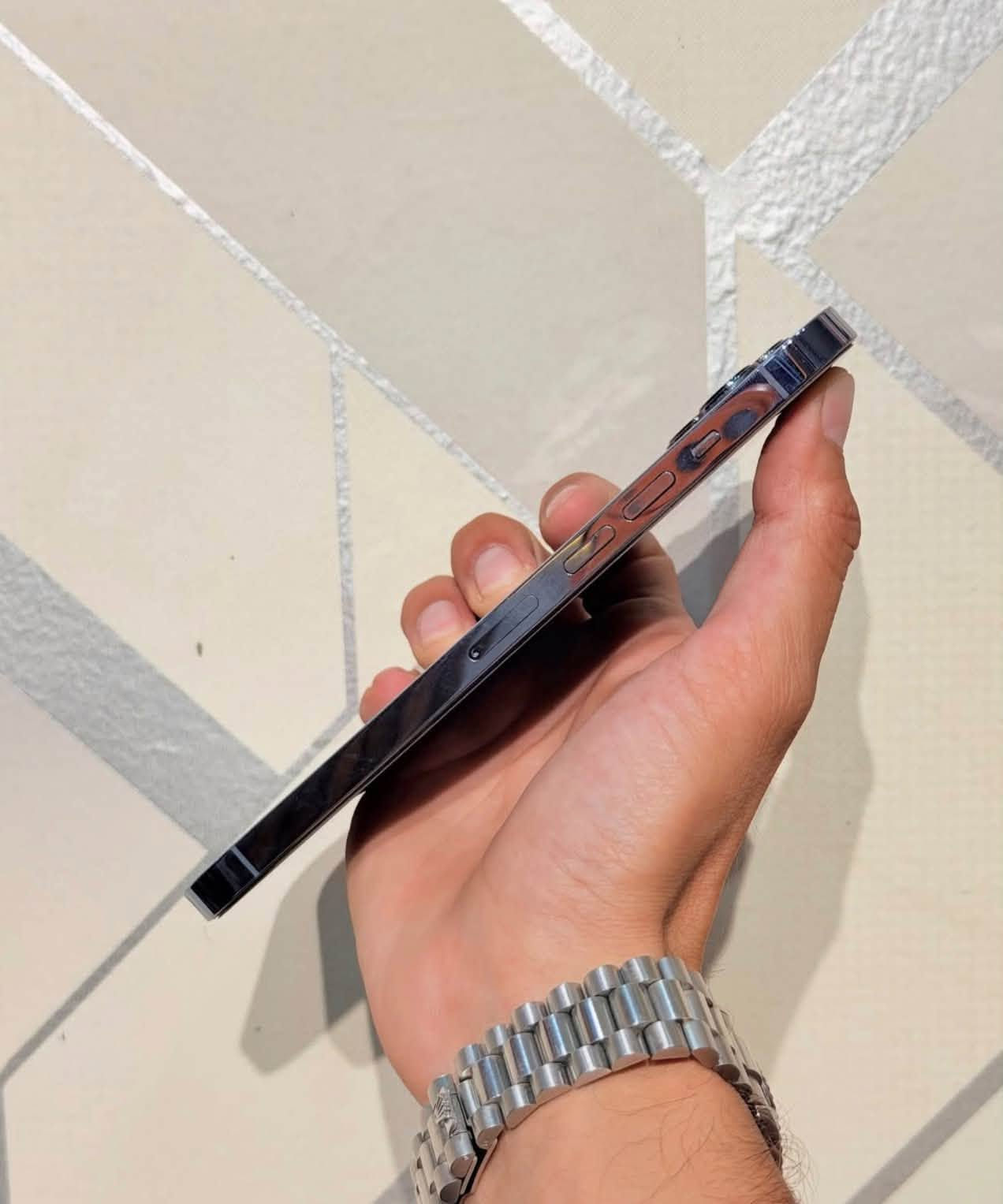 السلام عليكم 

آيفون 13 برو ماكس  للبيع💸

ذاكره 128 دبل خط

بطاريه 86 🔋

ملاحضه: الجهاز نضافته 100‎%‎
جهاز شراق اوسط
المكان بغداد المنصور📍

توصيل متوفر 🚚 

السعر :سعر 680 الف 

اذا تحب تستفسر اكثر الرقم *********** ☎️
