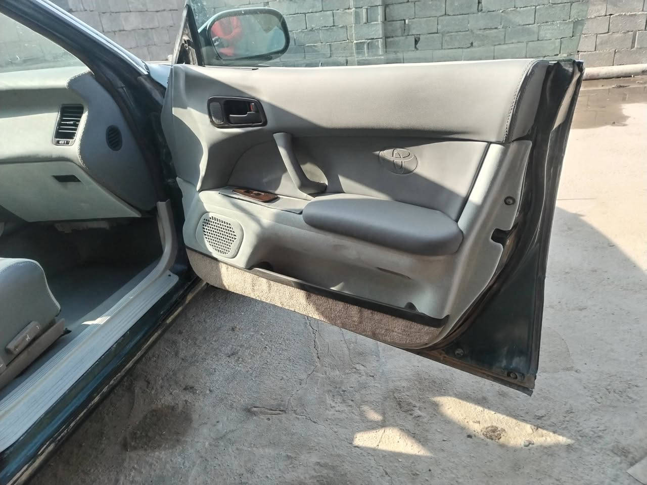 تحديث غرفه كامله لسياره تويوتا كراون بطه مع عازل حراري للدشبول من الهواء الحار اوزيكام حمي بنار مو لصق مع سستم صاج ملكي طباعه مائيه مع من قبل دوشمه ابو حسين الصرايفي العنوان كوت شارع النفط موبايل ***********=====. ***********.  علما الون حسب الطلب

