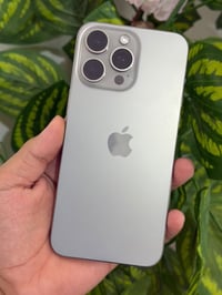 رقم الهاتف بي واتساب 07902372396ذاكره 256 بطاريه 85 سعر 815