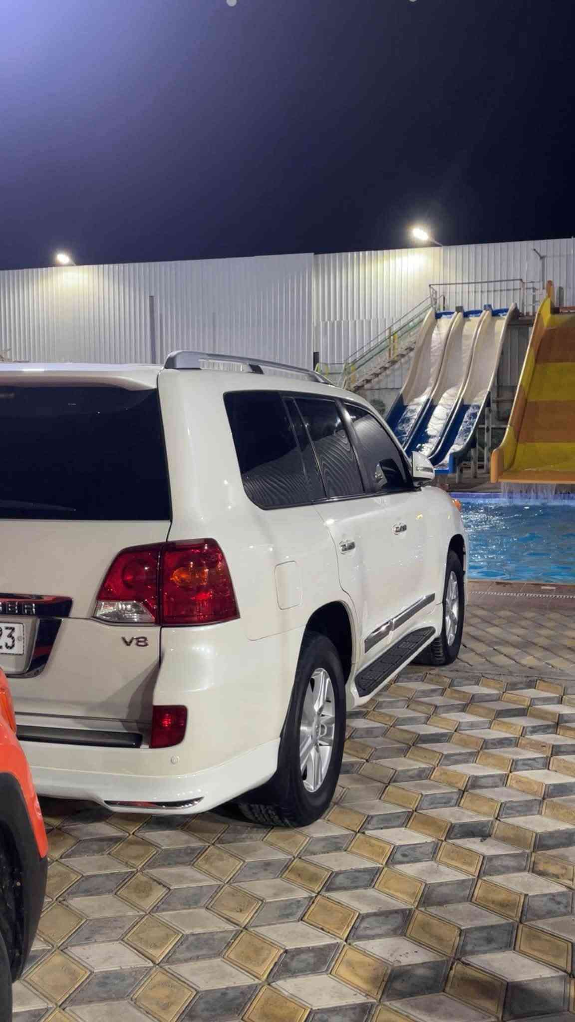 لاندكروز • ٢٠١٤ • رقم بصره