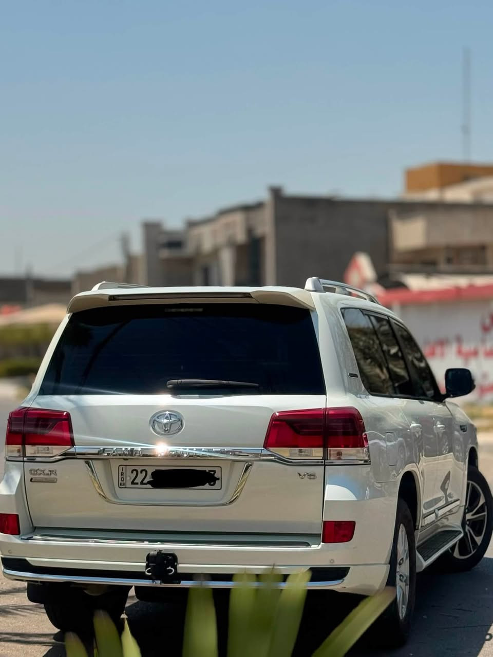 السلام عليكم
تويوتا لاندكروز 2021

فول مواصفات 

مكفولة من الصبغ والتبديل

ماشية 87 الف كيلو متر 

بيه بارد شبر شي بسيط فقط

بصمة

تشغيل عن بعد

ثلاجة

سلايد

جلد

دبل كرسي كهرباء 

3 حركات 

شاحن وايرليس

حساس امامي

حساس خلفي

شاشة اصليه 

الخ من مواصفات 

رقم اربيل باسمي 

ومضلله ب سنوية نسبة تضليل 80‎%‎ 

هزة وفحص وتايرات جدد

السيارة نضيفة وحلوة ومابيه اي نقص

السعر 47.500$

بيه مجال كلش قليل حك الجية 

وافحص بيا سونار يعجبك 

عنواني بغداد 

متوفر واتس اب 

***********
