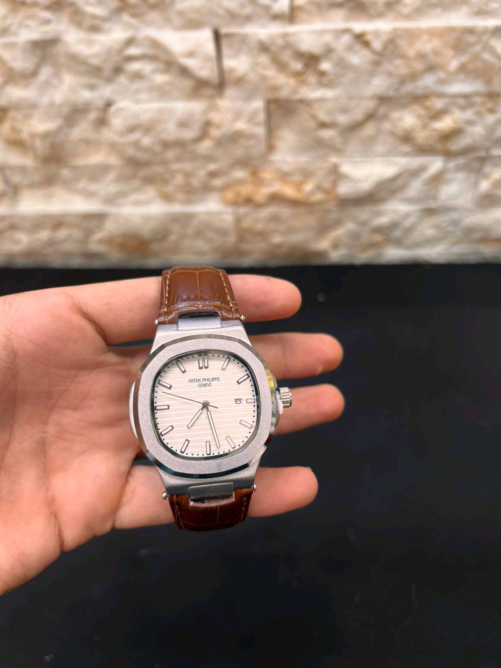 ⌚✨ أناقة الوقت تبدأ من هنا ✨⌚

🔥 ساعات راقية بتصاميم عصرية وفخمة
💎 جودة وأناقة تليق بكل مناسبة
🎁 اختيار مثالي إلك أو هدية لشخص تحبه

📦 توصيل لجميع أنحاء العراق 🇮🇶
💰 أسعار مناسبة ومنافسة
📲 للطلب والاستفسار واتساب: ***********

✨ لا تخلي الوقت يمشي بدون أناقة…
⌚ اختار ساعتك وخلي حضورك يحچي عنك 🖤

━━━━━━━━━━━━
👑 الجود لبيع الساعات
⌚ وقتك… يستاهل الفخامة ✨