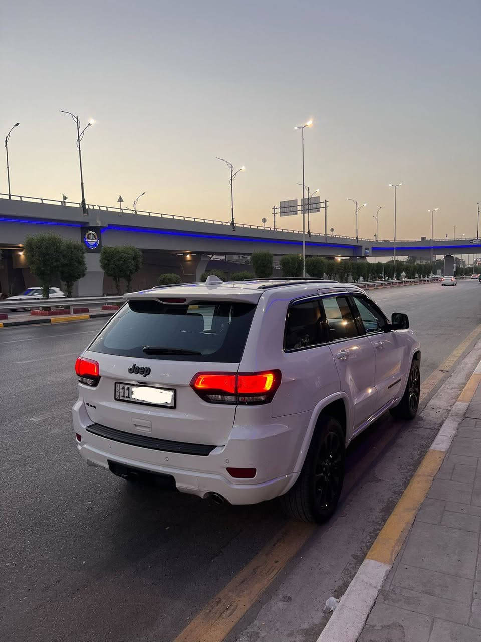 السلام عليكم
جيب 2018 فول مواصفات بلاك توب للبيع او المراوس
4X4فور ويل اوتو
بصمة
فتحة
تشغيل عن بعد
رادار خلفي
كامرة
شاشة
اوتو ستوب
مانع انزلاق
نظام ايكو+نظام سبورت
قطعتين تبريد
تدفئة كشنات
تدفئة ستيرن
لايت زينون
جنطة كهرباء 
ويل كب 20 بلاك 
السيارة داخلة كلين فقط حالوب بسيط بالبنيد وبالسونار اكو طبقة كلير بأمريكا على عكس السايق
السعر 210 وبيهة مجال
*********** بغداد, العراق
