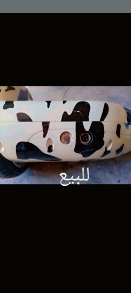 سلام عليكم للبيع سكوتر الكهربائية مامستخدمه جديده من جبته شغلته مرة وحده وطفيته هسه بعد تشتغل لو لا سعرة 55 وبيه مجال عنوان نجف هاتف ***********

نص مكتوب في الصور:
- للبيع