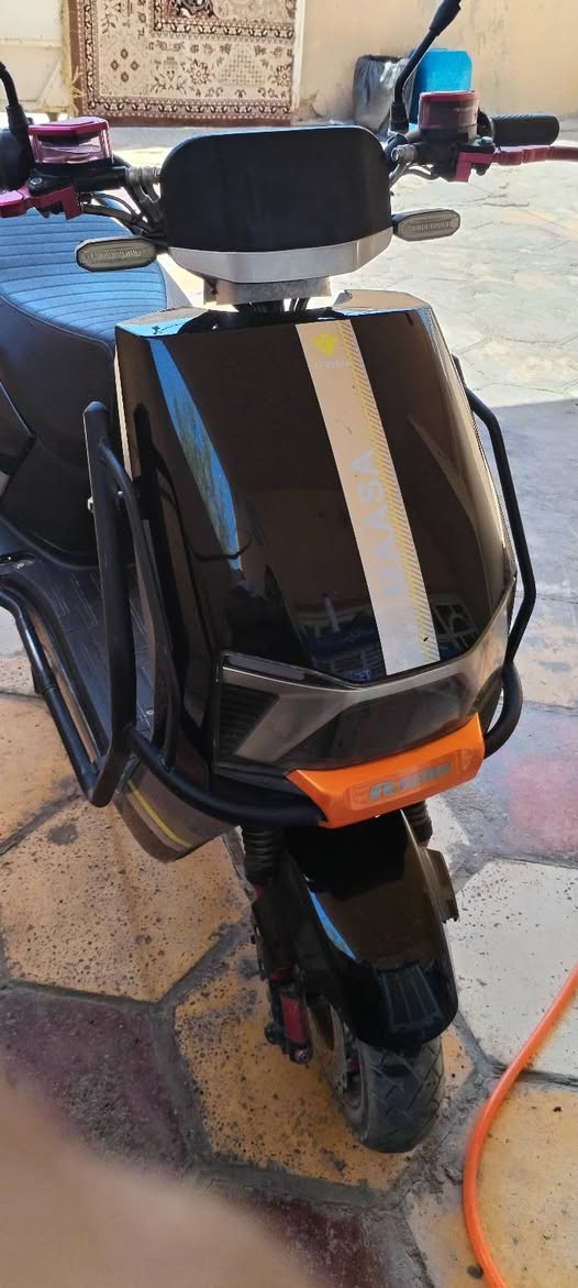 دراجه شحن نضيفه مراوس بدراجه بانزين او بيع السعر 600 وبيها مجال الدراجه كلش حلوه ونضيفه *********** وبي واتساب
