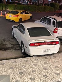 تشارجر SXT • ٢٠١١ • محول باسمي