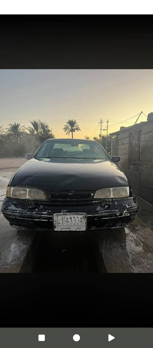 سلام عليكم برنس دايو موديل95
تجي وشوف سياره مكان سياره ديالى بعقوبة التحرير 
سعر السياره 13بيه مجال قليل***********

نص مكتوب في الصور:
- أحمد الزبيدي
- الأربعاء الساعة ١٢:١٥ ص