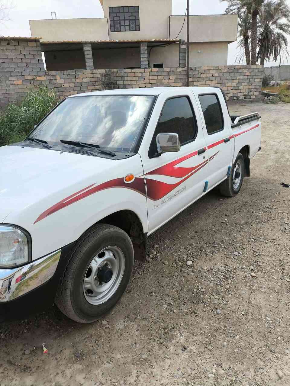 سلام عليكم للبيع بيكم نيسان 2007 مكينه لا تنقيص ولاتبخير سياره بلاديه بيهه بارد شبر بل باب لوره صدر تبريد ثلج سيار بسمي تحويل ثاني يوم العنون سوك تاجي السعر 120 وبيه مجال 
***********
