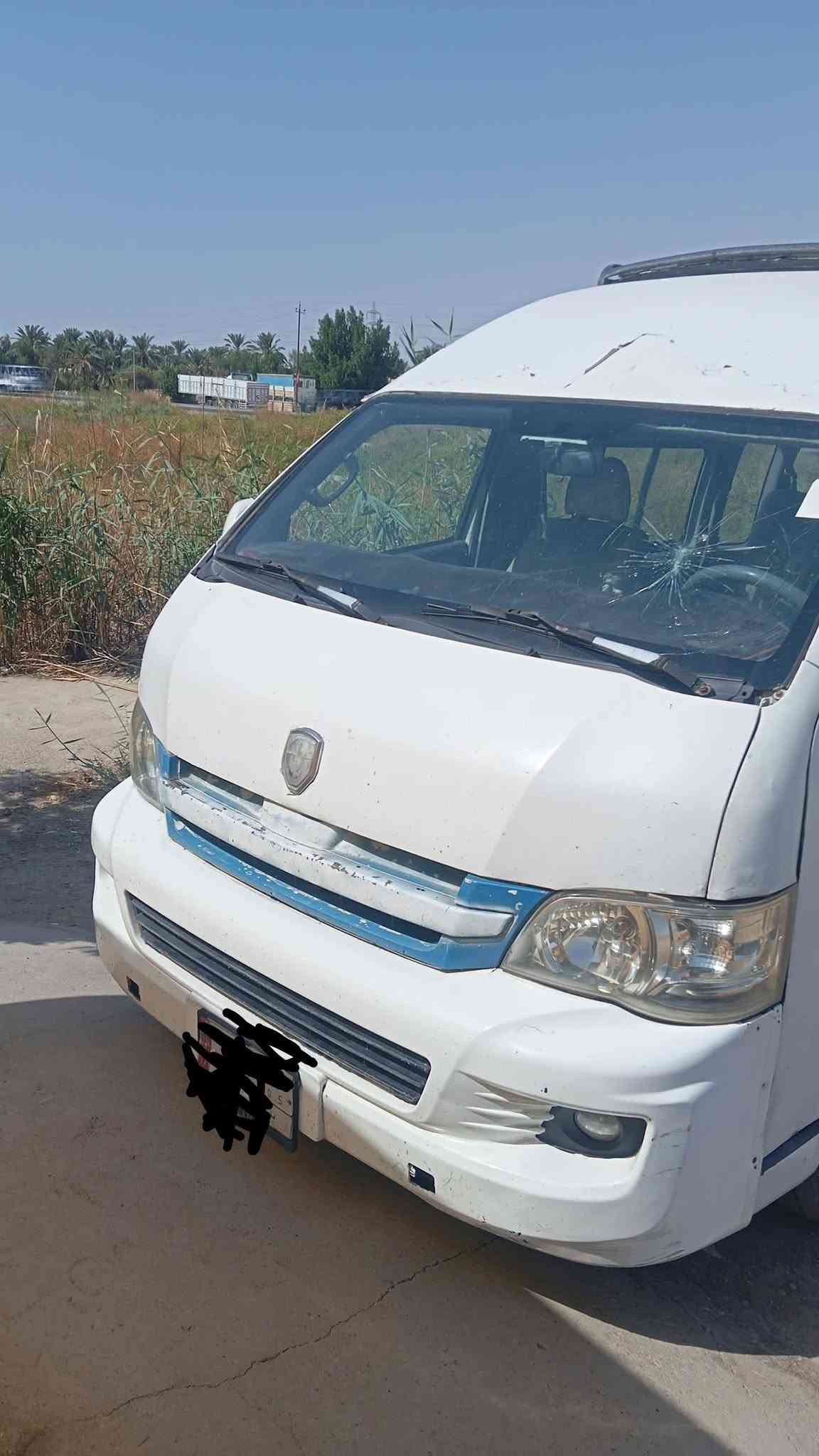 السلام عليكم سيارة جنبي اج 2سيارة نضيفة كير محرك جدد تخم تأير سيارة رقم انكليزي شرط التحويل السيارة مكفولة من الكص ول كلب وصبغ عدة طخات مسيطة كلش السيارة مال جناي ما متعوبة السعر 100وبيهة مجال الستفسار أكثر عل رقم ***********/رجان اني مكلف بل نشر لحد يراسل خل خاص
