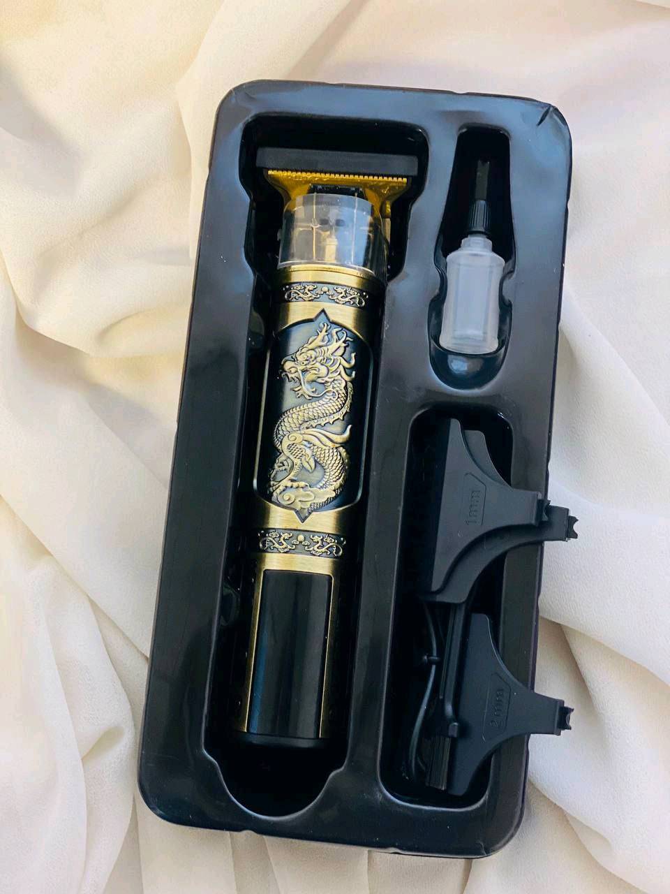 Reماكنة حلاقة رجالية من Tonix 

✅ ماكنه حلاقة رجالية الافضل والأحدث في الأسواق لحلاقة شعر الرأس والذقن باحتراف
✅ مكينه تعمل على الشحن
✅ مناسبة جداً لصالونات  الحلاقة الرجاليةj
مكينة الحلاقة والتحديد الجديدة كليا من شركة Tonix العالمية👌
✅ الأولى في صناعة مكائن الحلاقة 
ماكنة tonix الجديدة كليا 
✅ تحتوي على نمر لحلاقة شعر الراس و اللحية
✅ تعمل على الشحن 
✅ بطارية تدوم طويلا عند الاستخدام
✅ شكل وتصميم مميز شبابي
✅ضد الماء 
✅مقاومه للكدمات والصدمات 
✅سهوله ومرونه في الاستخدام وتعطي
#الاصلي 💯
السعر 15  الاف 
🚘 يوجد خدمة توصيل لجميع محافظات العراق 🚘 5
سلام عمي، شنو الموديل بالضبط مال Tonix؟ وإذا أكو رقم موديل أو اسم كامل حتى نميّزها عن باقي الأنواع، تگدر تكتبه؟: 
ميكينة حلاقة رجالية