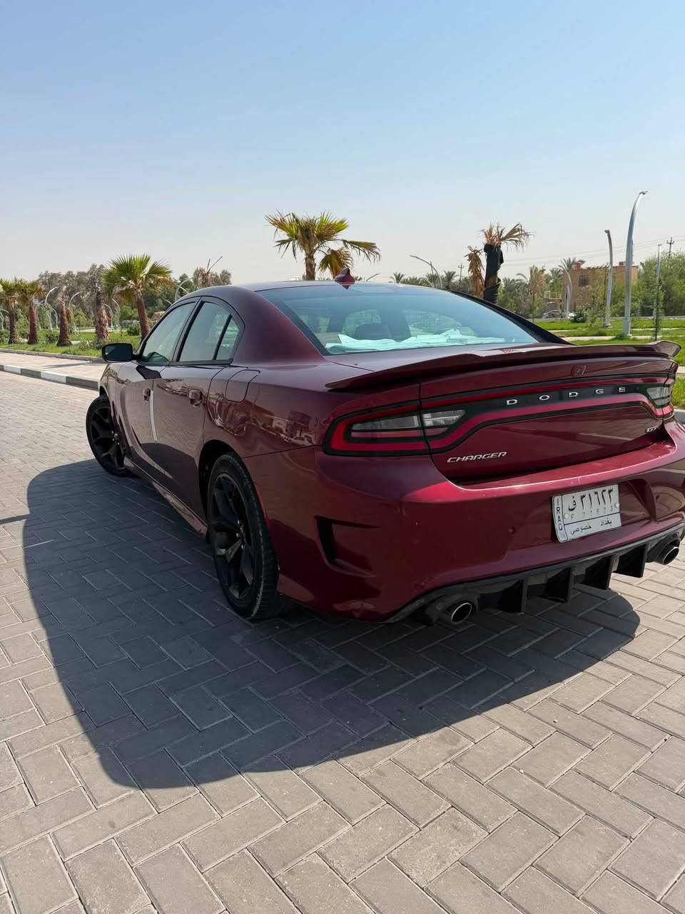 🚗 للبيع: 
دوج جارجر GT موديل 2019 (وارد أمريكي) 🚗
السيارة دوج جارجر GT مميزة جداً بحالتها ونظافتها، 
وجاهزة للاستخدام مباشرة دون الحاجة لأي مصاريف.

المواصفات والتفاصيل:

النوع والفئة: دوج جارجر GT (Dodge Charger GT)

الموديل: 2019
الرقم والملكية: رقم بغداد والسيارة باسمي (تحويل مكفول).
الوارد: أمريكي
اللون الخارجي: كرزي ملكي مميز جداً
اللون الداخلي: دواخل أبيض ملكي  
الضرر: قطعة واحدة فقط (البنيد)، وباقي السيارة مكفولة.

المميزات: نظام تشغيل عن بعد، حساسات بلادية، والشاشة مبرمجة للغة العربية بالكامل.

الوضعية الميكانيكية: المحرك، الكير، والتبريد بحالة ممتازة وبشرط الفحص.
السعر المطلوب: 21,800$ (دفترين و18 ورقة)
مكان التواجد: البصرة 📍
للمعاينة والاستفسار، يرجى التواصل عبر الرسائل الخاصة أو الاتصال مباشرة على الرقم:📞 ***********
