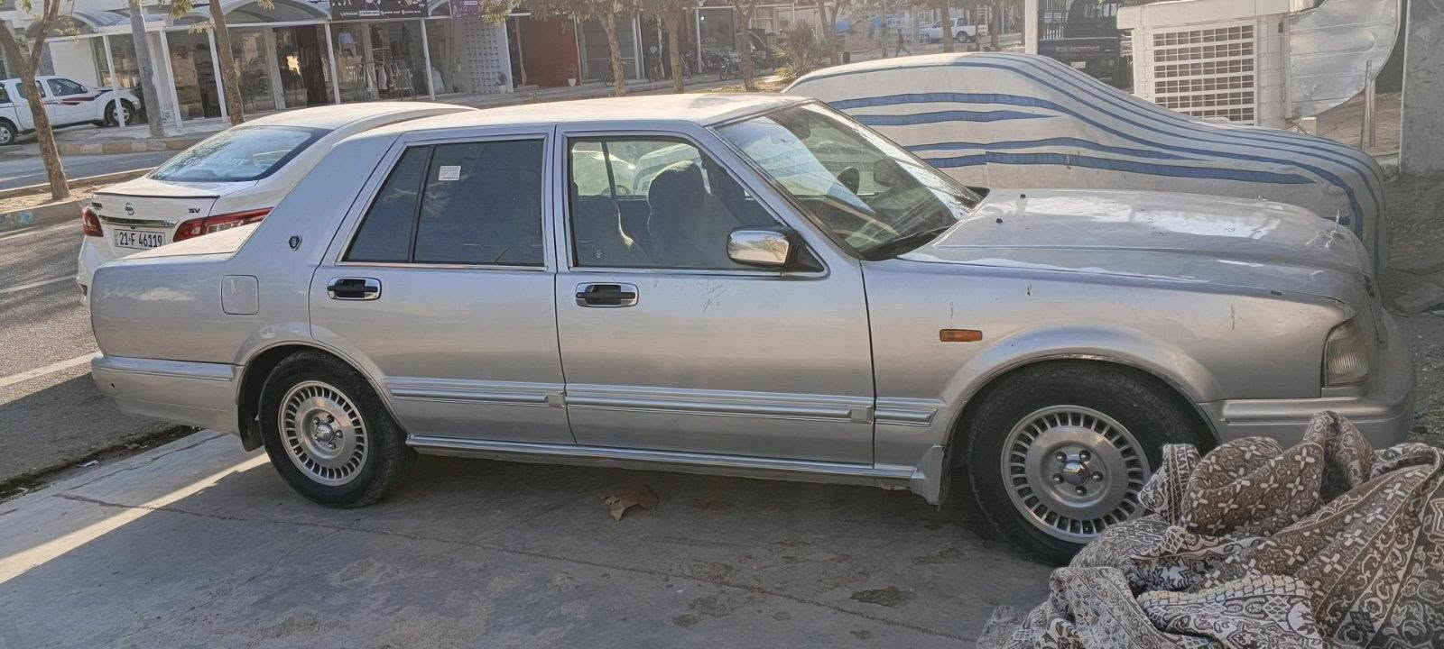 سدریک.2001،،ئارم سۆران.

حیزام بۆیاخ.لەسەرساغی.

سەقفی بۆیاخ،نیە.

گیڕومکینەواکسلی بەشەرت

***********,,کەلار

سعری،،27گەڵا
